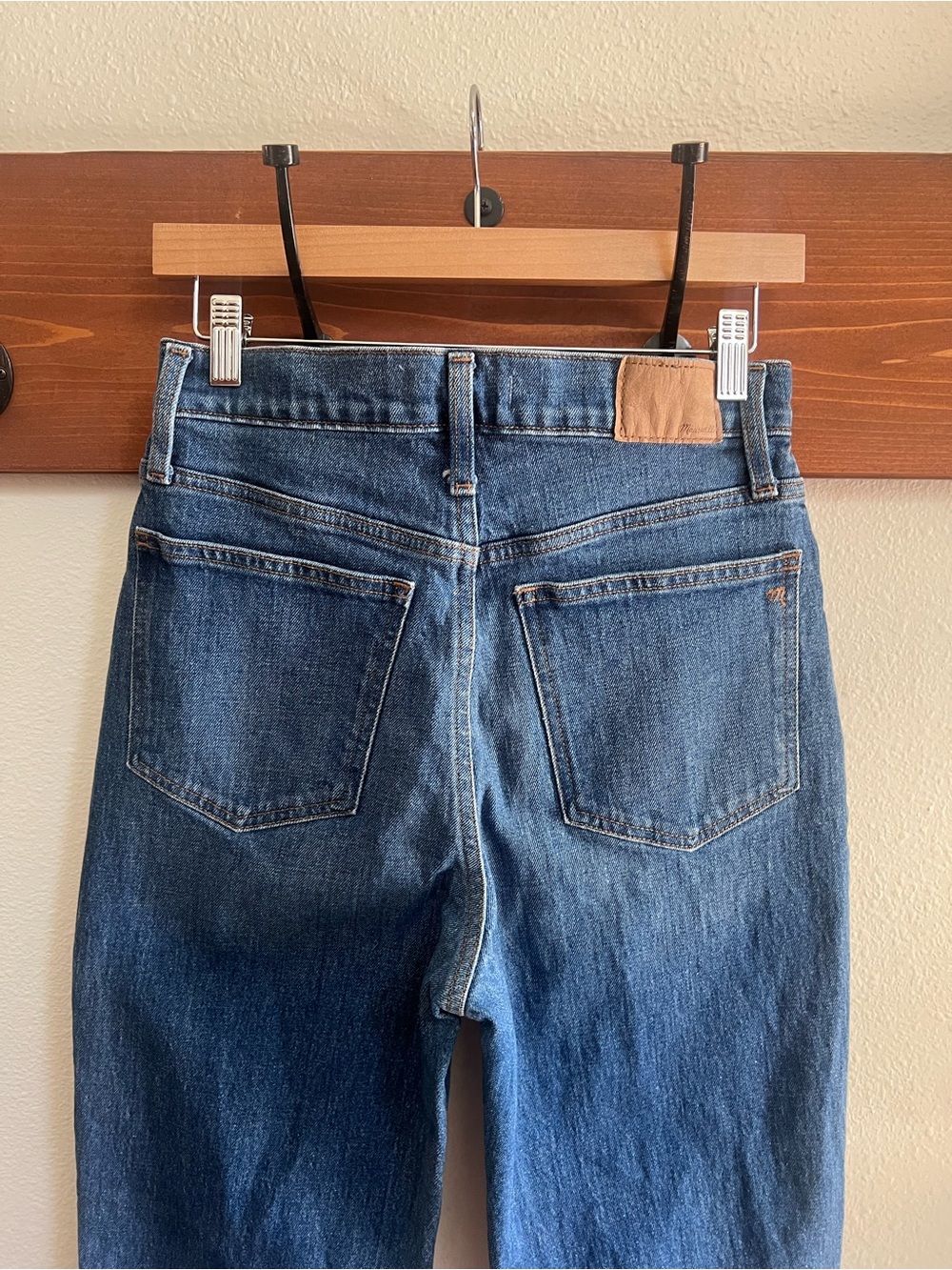 Madewell The Perfect Vintage Straight Jean - Picture 9 of 13